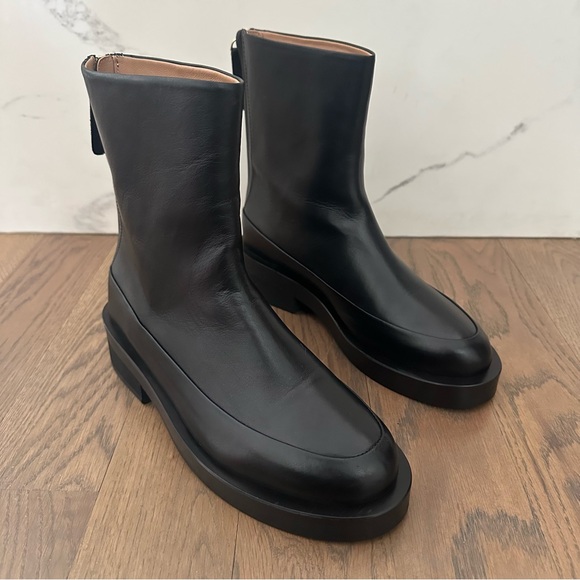 NWT Mansur Gavriel Marion Zip Back Leather Boot in Black 35.5EU / 5.5 US - Picture 2 of 10